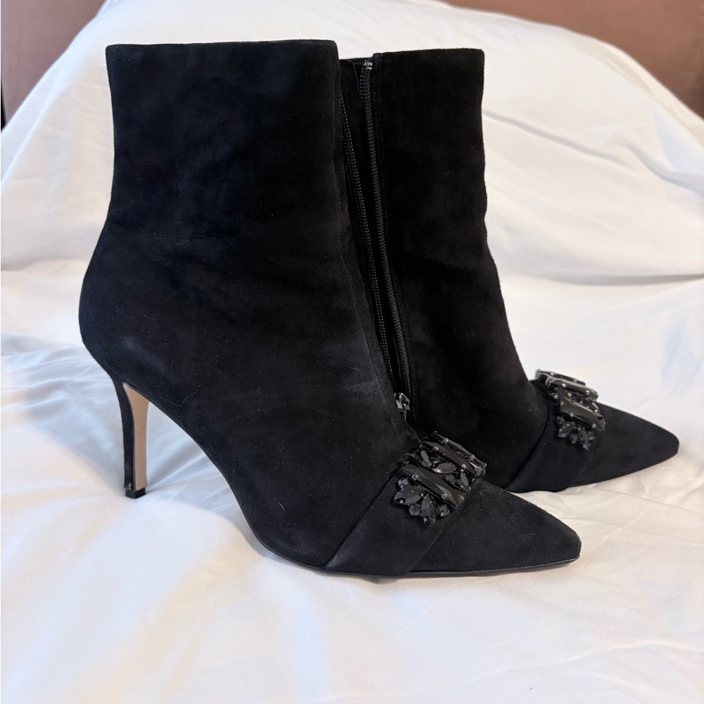 Karl Lagerfeld Black Heeled Boots with Embellishments